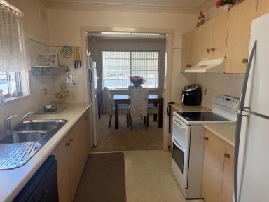 House For Sale - NSW - Inverell - 2360 - Ideal First Home  (Image 2)
