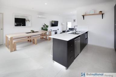 House For Lease - VIC - Cranbourne West - 3977 - MODERN HOME + GREAT LOCATION  (Image 2)