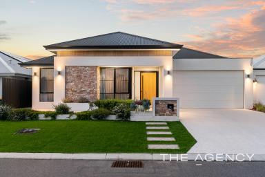 House For Sale - WA - Treeby - 6164 - Exceptional Quality, Elegance & Style on Happiness Way (Image 2)