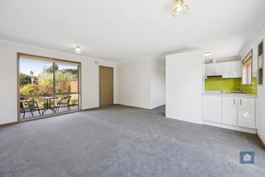 Unit For Sale - VIC - Winchelsea - 3241 - Easy-Care Living in the Heart of Winchelsea... (Image 2)