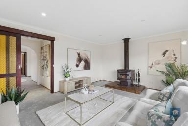 House For Sale - VIC - Colac - 3250 - Comfortable Living with Space to Enjoy…  (Image 2)