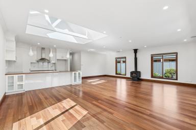 House For Sale - SA - Hahndorf - 5245 - A Hidden Hahndorf Surprise  (Image 2)