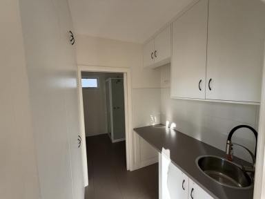 House Leased - VIC - Hamilton - 3300 - Recently Renovated 3-Bedroom Home Close to the CBD (Image 2)