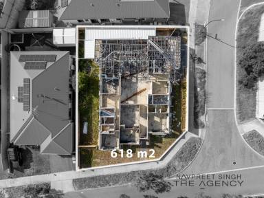 Residential Block For Sale - WA - Bertram - 6167 - Rebuild, New Build or Subdivide – The Choice Is Yours!  (Image 2)