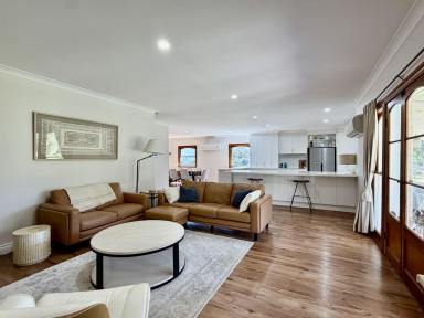 House Auction - NSW - Moree - 2400 - "Dundee" The Complete Lifestyle Package - Minutes from Moree  (Image 2)