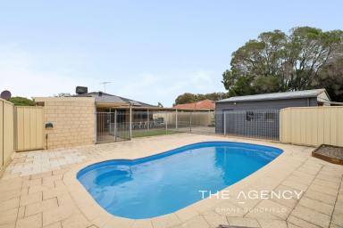 House For Sale - WA - Middle Swan - 6056 - A Home With All OF The Extras  (Image 2)