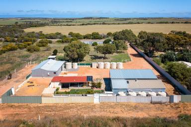 Acreage/Semi-rural For Sale - WA - Howatharra - 6532 - NOW SELLING - UNPARRELED RURAL LIFESTYLE OPPORTUNITY (Image 2)