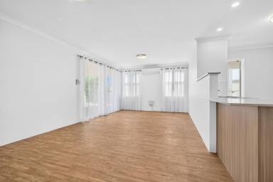 House For Sale - WA - Utakarra - 6530 - DO THE SUMS & THE VALUE HERE BECOMES OBVIOUS  (Image 2)
