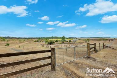 House For Sale - QLD - McIlwraith - 4671 - PRICE ADJUSTMENT - RURAL LIFESTYLE, HORSE-READY & JUST MINUTES FROM GIN GIN  (Image 2)