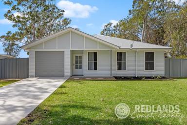 House For Sale - QLD - Russell Island - 4184 - Coastal Modern Living in a Peaceful Russell Island Pocket  (Image 2)