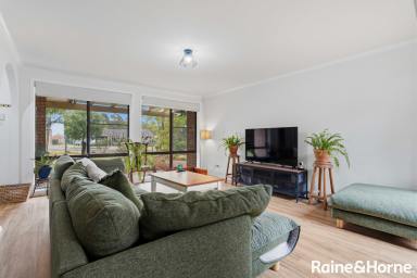 House For Sale - NSW - North Nowra - 2541 - Family Comfort Meets Fantastic Proportions in North Nowra  (Image 2)