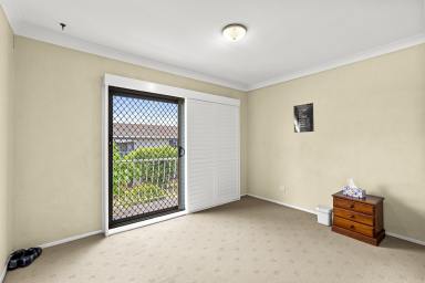 Unit For Sale - QLD - Newtown - 4350 - Comfort, Convenience & Low-Maintenance Living  (Image 2)