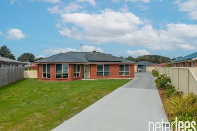 House For Sale - TAS - Latrobe - 7307 - Space, Style and Functionality in the Heart of Latrobe  (Image 2)