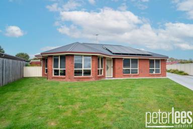 House For Sale - TAS - Latrobe - 7307 - Space, Style and Functionality in the Heart of Latrobe  (Image 2)
