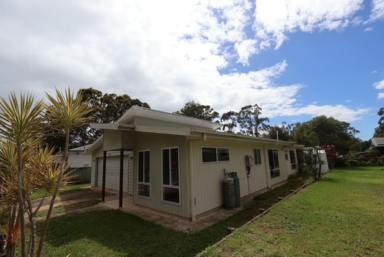 House For Sale - QLD - Macleay Island - 4184 - A Renovator’s Opportunity on 701m² – Bring Your Vision to Life  (Image 2)