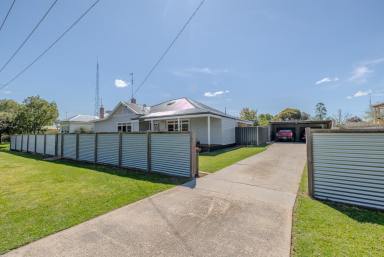 House For Sale - VIC - Birchip - 3483 - The complete package!  (Image 2)