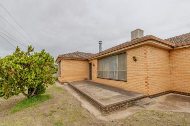 House For Sale - VIC - Speed - 3488 - Yes, the price is correct!  (Image 2)