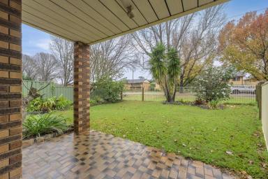 Townhouse For Lease - NSW - Grafton - 2460 - CHARMING TOWNHOUSE CLOSE TO TOWN  (Image 2)