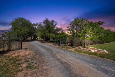 House For Sale - VIC - Yelta - 3505 - Ideal family lifestyle  (Image 2)