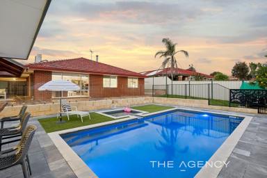 House For Sale - WA - Kinross - 6028 - Entertainer's Dream, Family Approved  (Image 2)