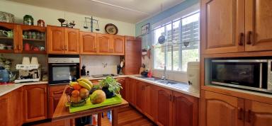 House For Sale - QLD - Ravenshoe - 4888 - No work to do on the edge of town  (Image 2)