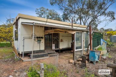 Residential Block For Sale - VIC - Wedderburn - 3518 - 8.18Ha / 20.21Ac (Approx.) - Wedderburn/Central Victoria  (Image 2)