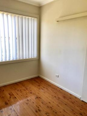 Unit For Lease - NSW - Unanderra - 2526 - 3 BEDROOM UNIT (Image 2)