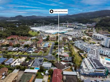 House For Sale - NSW - Coffs Harbour - 2450 - A Rare Coastal Residence with Exceptional Flexibility (Image 2)
