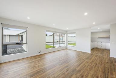 Unit For Sale - TAS - Sheffield - 7306 - Effortless Living in the Heart of Sheffield's Famous Mural Town  (Image 2)