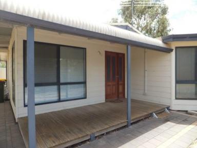 House For Lease - WA - Ravensthorpe - 6346 - 3 x 2 Modern Home - Partly Furnished  (Image 2)