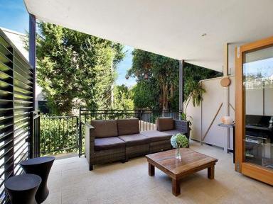 Flat For Lease - NSW - Rose Bay - 2029 - Spacious, modern semi-size garden apartment in boutique block of four (Image 2)