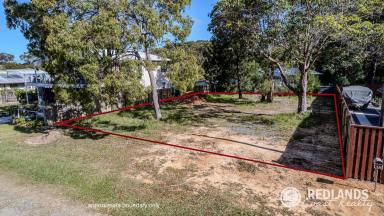Residential Block For Sale - QLD - Russell Island - 4184 - Easy-Care 590sqm Block – Sealed Road & Close to the Boat Ramp  (Image 2)