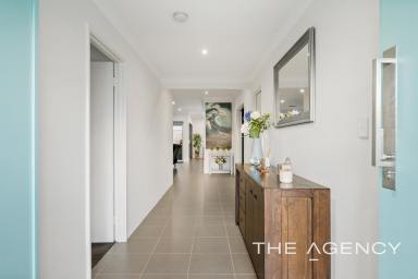 House For Sale - WA - Golden Bay - 6174 - Coastal-Inspired Family Living – Space & Style! (Image 2)