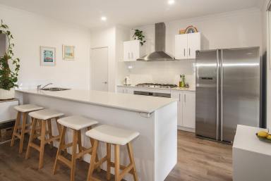 House For Sale - WA - Cowaramup - 6284 - Light, Bright & Beautifully Presented (Image 2)