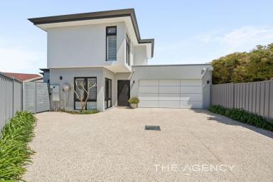 House For Sale - WA - Hillarys - 6025 - Style, Substance, Sophistication and Seclusion!  (Image 2)