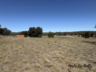 Lifestyle For Sale - QLD - Proston - 4613 - A Little Acreage, a Country Lifestyle and Plenty of Possibilities (Image 2)