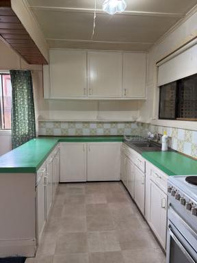 House For Lease - TAS - Queenstown - 7467 - Cosy one bedroom home in gorgeous Queenstown  (Image 2)