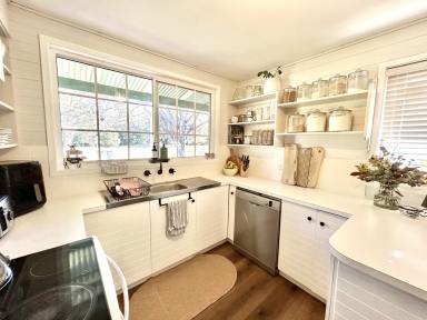 House For Lease - NSW - Woolomin - 2340 - Coming Soon - Charming Woolomin Paradise  (Image 2)