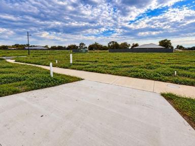 Residential Block For Sale - VIC - Swan Hill - 3585 - Corner Block with Parkland Lifestyle, 641m² Ready to Build  (Image 2)