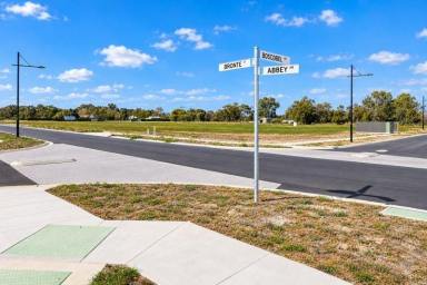 Residential Block For Sale - VIC - Swan Hill - 3585 - Build Your Dream Home - 687m² Titled Land in Southview Estate  (Image 2)
