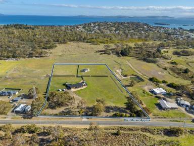 House For Sale - TAS - Dodges Ferry - 7173 - River Lodge - Beach Farm  (Image 2)
