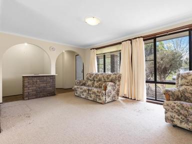 House For Sale - NSW - Moss Vale - 2577 - A Renovator’s Dream with Room to Grow  (Image 2)