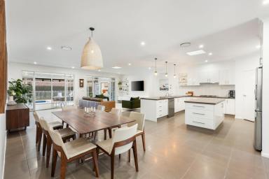 House For Sale - QLD - Middle Ridge - 4350 - Contemporary Family Luxury in a Coveted Middle Ridge Position  (Image 2)