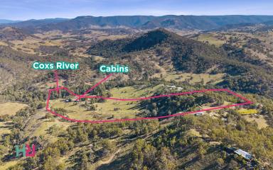 House For Sale - NSW - Kanimbla - 2790 - Riverfront Escape in the Heart of the Kanimbla Valley  (Image 2)