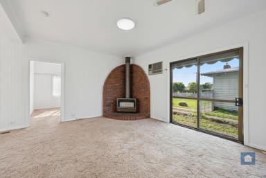 House For Sale - VIC - Colac - 3250 - Space, Comfort & a Serious Shed...  (Image 2)