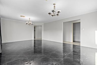 House For Sale - WA - Midvale - 6056 - A SERIOUS AMOUNT OF SPACE!  (Image 2)