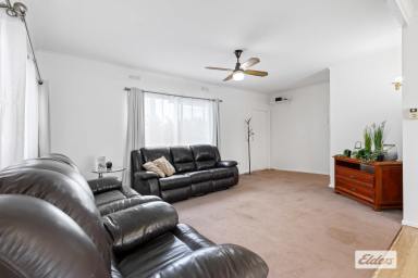 House For Sale - VIC - Stawell - 3380 - Central Convenience with Flexible Living  (Image 2)