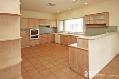 House For Lease - VIC - Devon Meadows - 3977 - BEAUTIFUL HOME ON APPROX 1 ACRE  (Image 2)
