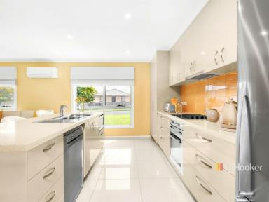 House For Sale - TAS - Devonport - 7310 - Drake Yourself At Home  (Image 2)
