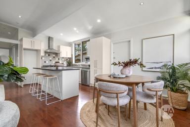 House For Sale - VIC - Frankston - 3199 - Dual Living Opportunity  (Image 2)